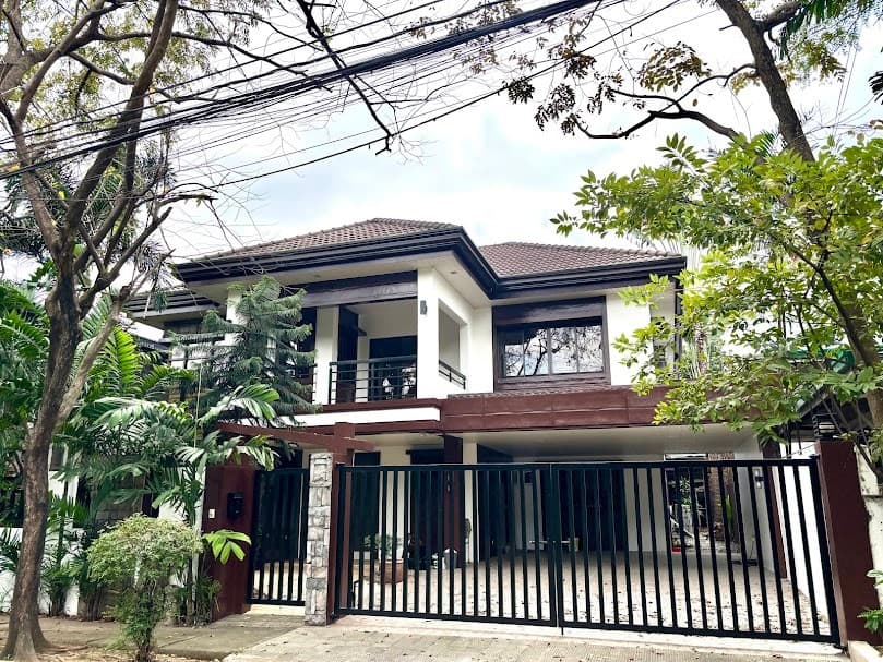 Newly Renovated Modern House - Magallanes Village, Makati - photo 1