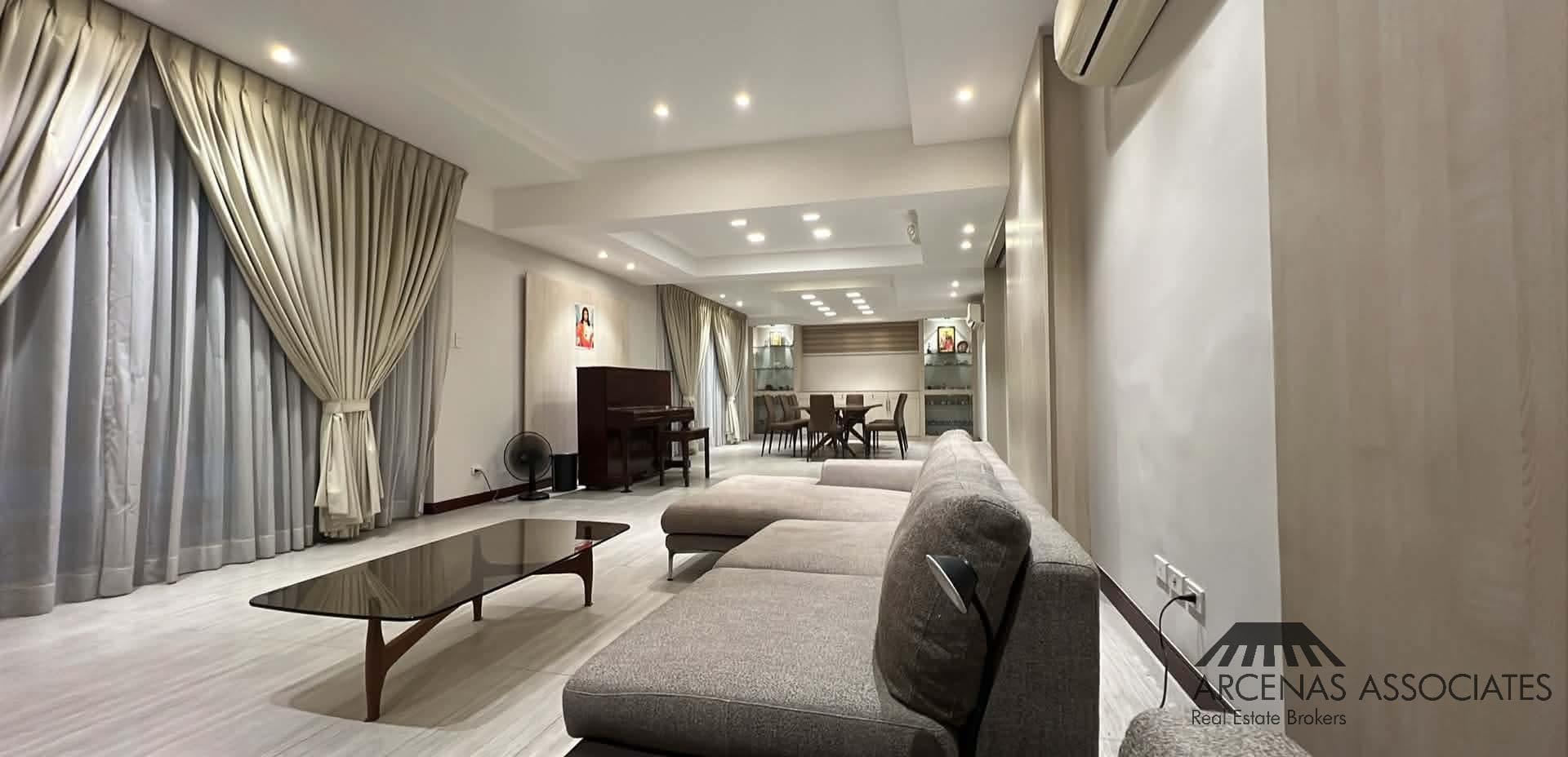Newly Renovated 3 Bedroom House - photo 5