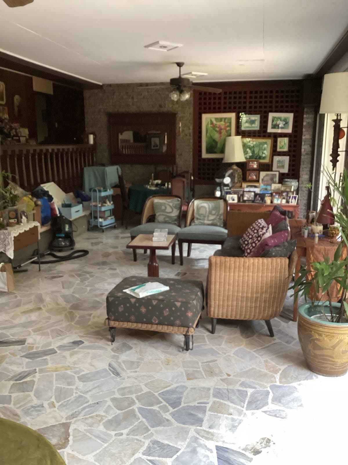 Well-Maintained Bungalow House for Sale - photo 3