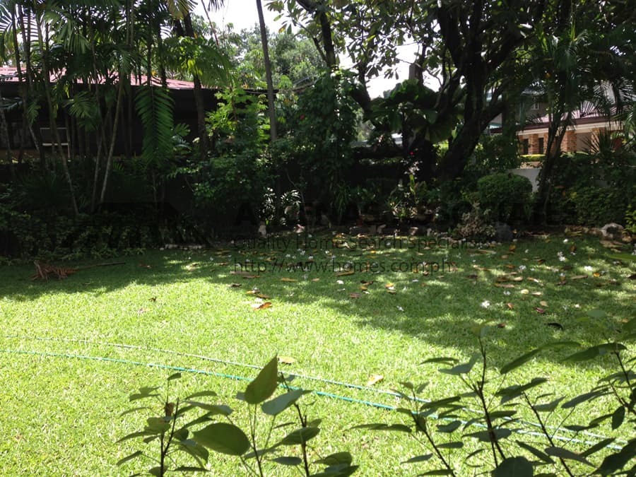 Private and Spacious Home - photo 4