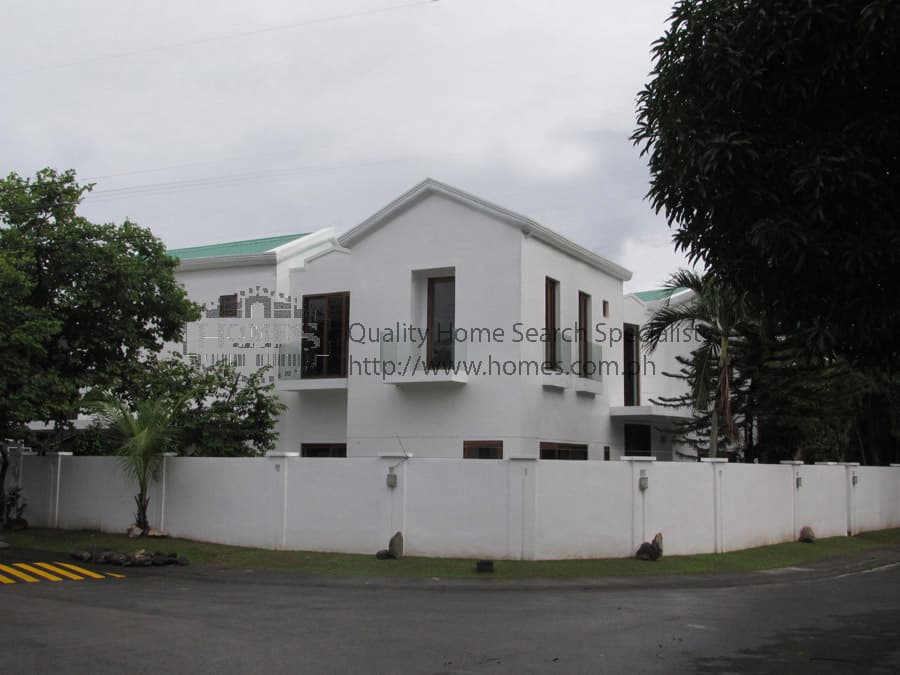 Beautiful Modern 5 Bedroom in Ayala Alabang, Makati