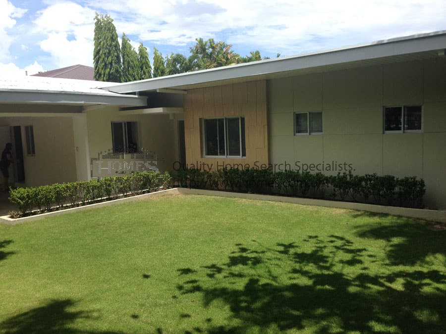 Bright Modern Bungalow - Dasmarinas Village, Makati - photo 1