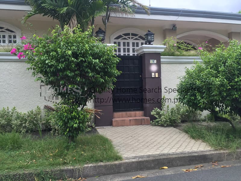 Clean and Colonial Bungalow - photo 5