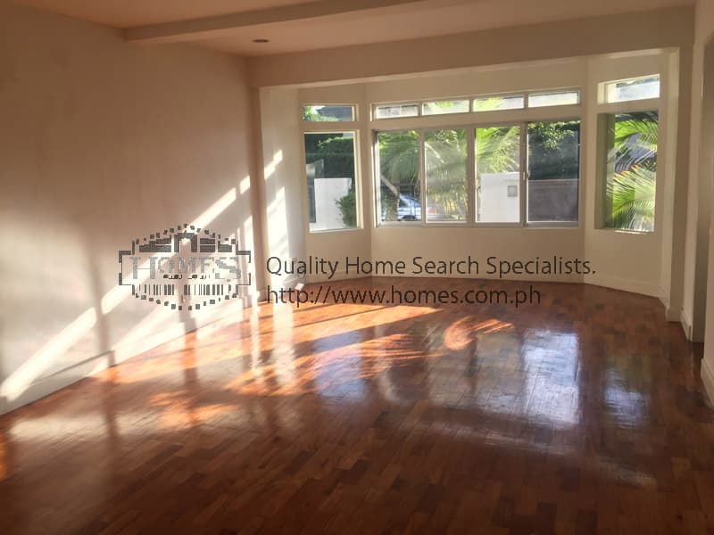 Bright and Spacious House - photo 5