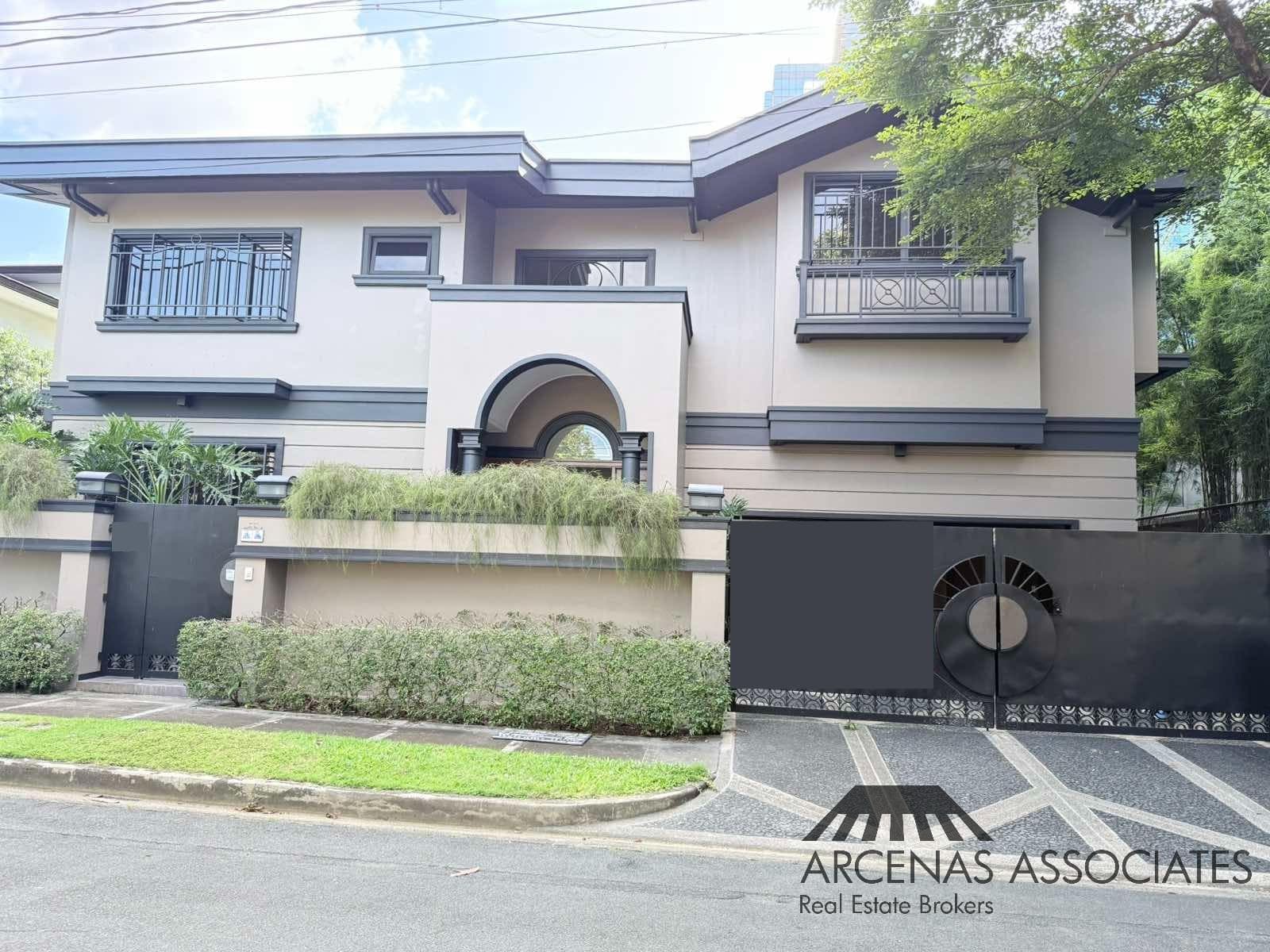 Newly renovated 2-storey in Dasmarinas Village, Makati
