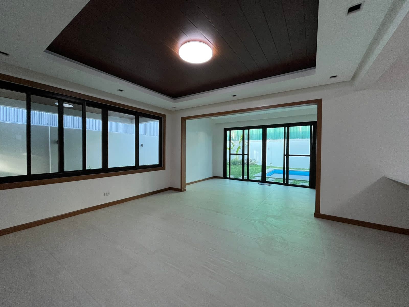 Newly Renovated 2 Storey House - photo 3