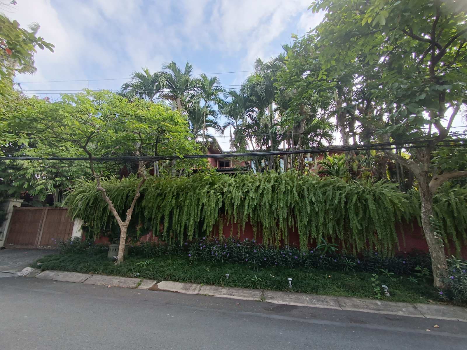 Elegant 2 Storey House in Forbes Park, Makati
