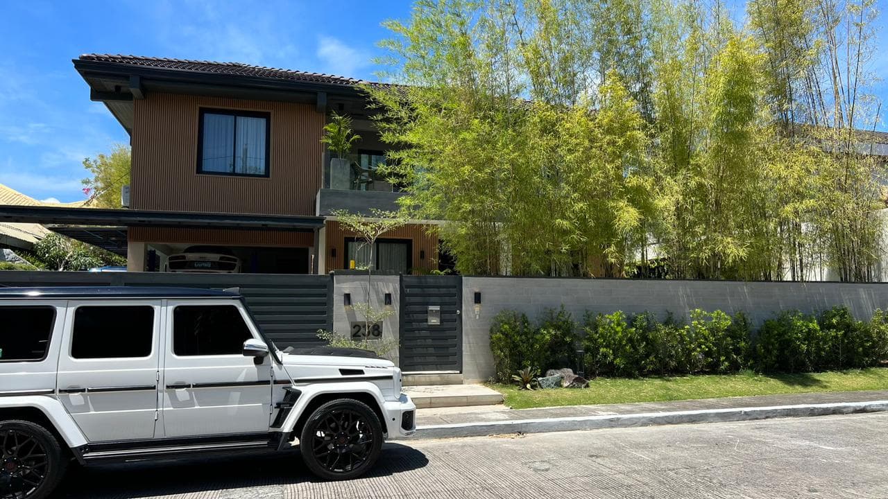 Brand new 4 bedroom in Ayala Alabang, Muntinlupa