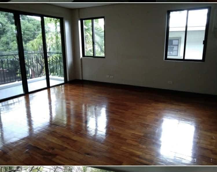 Charming Duplex House with Pool in Bel-Air Village - photo 4