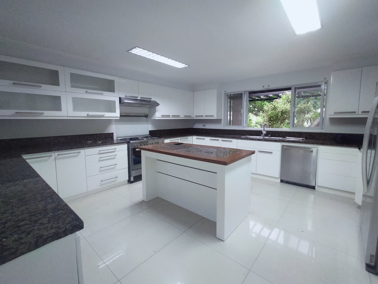 Welcoming and bright bungalow - photo 5