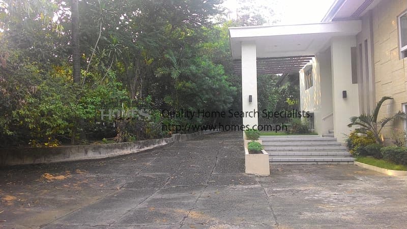 Nestled modern 2-storey - photo 3