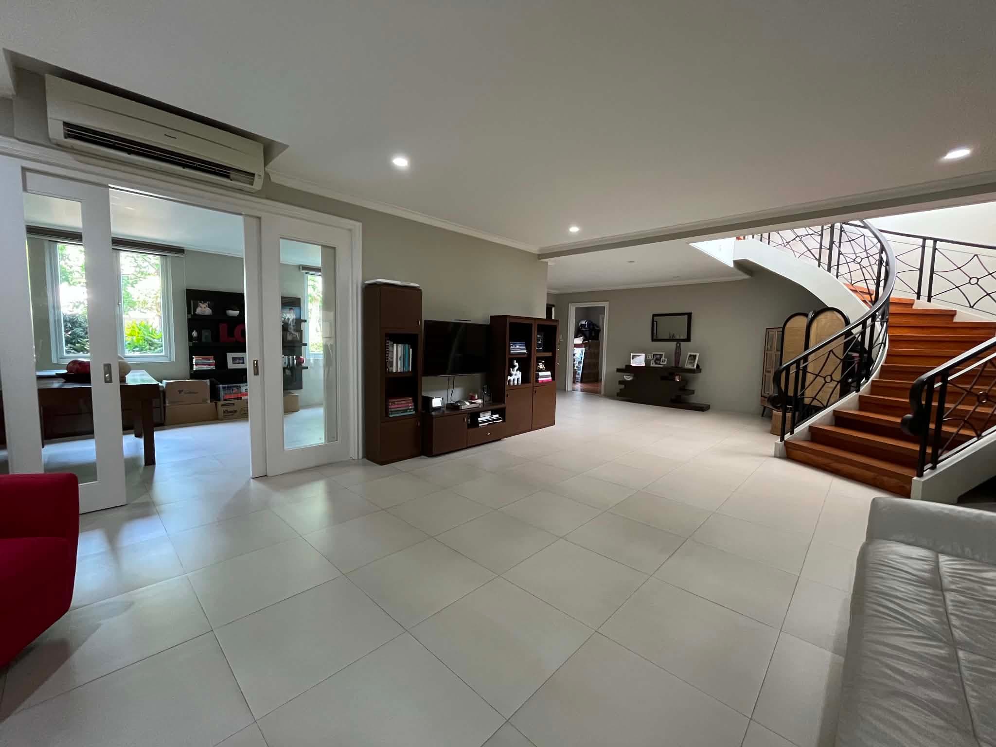 Modern classical 2-storey - photo 5