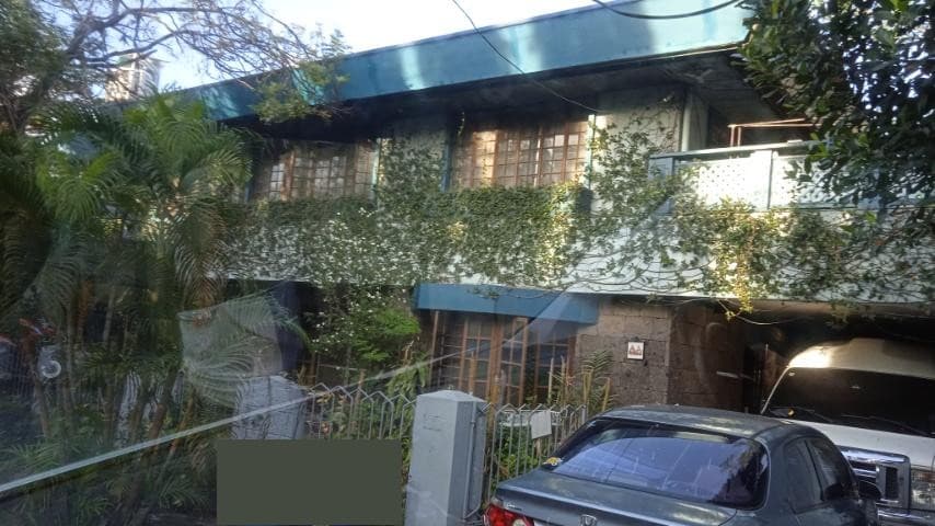 Duplex House for Sale in Bel Air, Makati