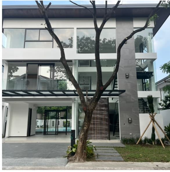 Brand New 5 Bedroom in Hillsborough, Muntinlupa